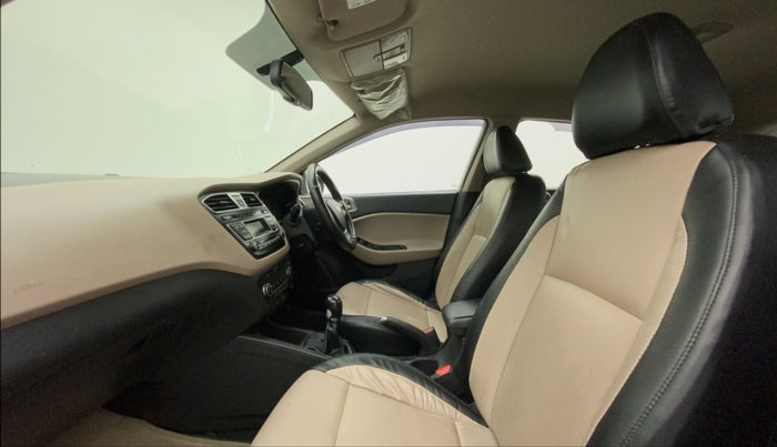 2016 Hyundai Elite i20 SPORTZ 1.2, Petrol, Manual, 72,410 km, Right Side Front Door Cabin