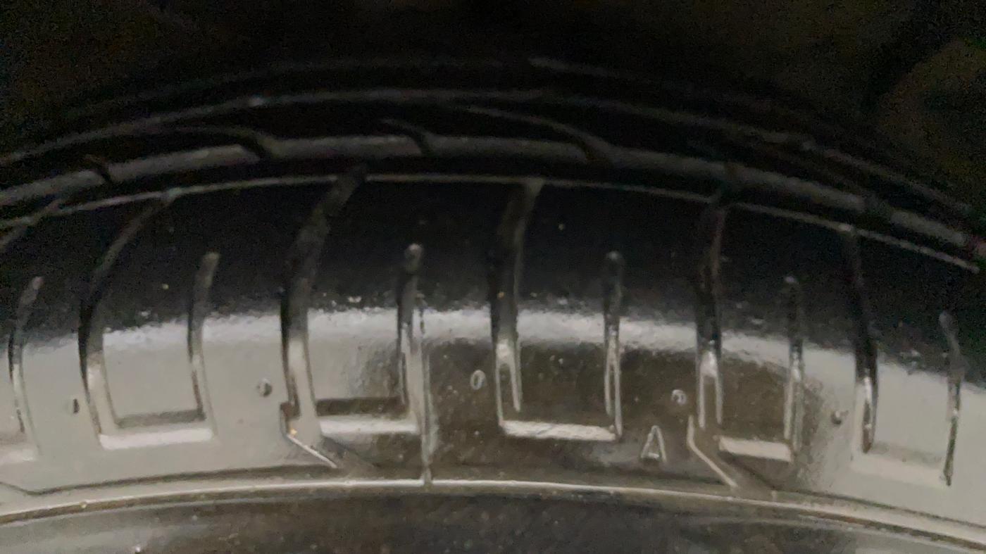 2017 Hyundai Creta SX PLUS AT 1.6 PETROL, Petrol, Automatic, 60,616 km, Left Rear Tyre Tread