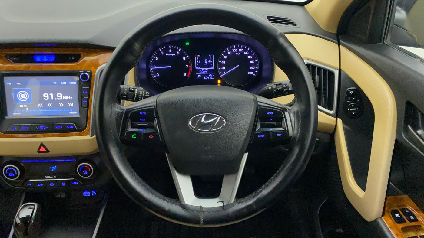 2017 Hyundai Creta SX PLUS AT 1.6 PETROL, Petrol, Automatic, 60,616 km, Steering Wheel Close Up