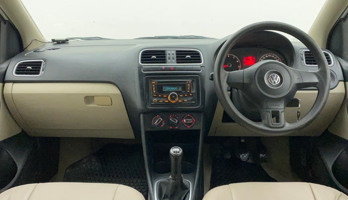 2011 Volkswagen Polo HIGHLINE1.2L, Petrol, Manual, 75,749 km, Dashboard