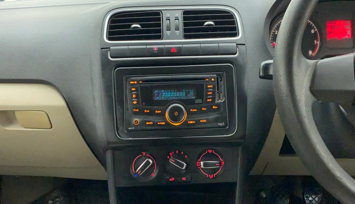 2011 Volkswagen Polo HIGHLINE1.2L, Petrol, Manual, 75,749 km, Air Conditioner