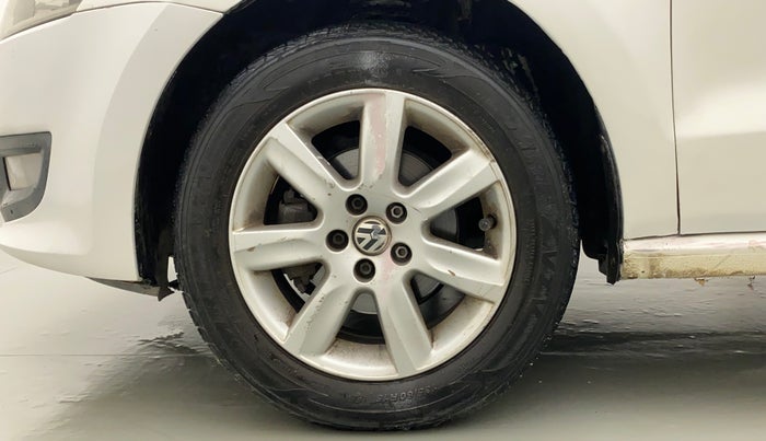 2011 Volkswagen Polo HIGHLINE1.2L, Petrol, Manual, 75,749 km, Left Front Wheel
