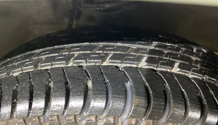 2018 Maruti Alto K10 VXI, Petrol, Manual, 3,075 km, Right Front Tyre Tread