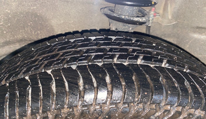 2018 Maruti Alto K10 VXI, Petrol, Manual, 3,075 km, Left Front Tyre Tread