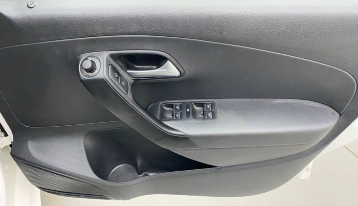 2018 Volkswagen Polo GT TSI 1.2 PETROL AT, Petrol, Automatic, 48,552 km, Driver Side Door Panels Control