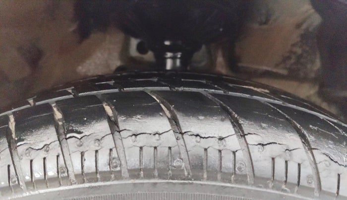 2016 Maruti Celerio VXI AMT, Petrol, Automatic, 43,442 km, Right Front Tyre Tread