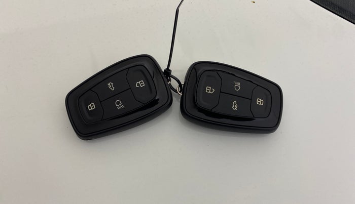 2022 Tata TIGOR XZ PLUS CNG, CNG, Manual, 62,961 km, Key Close Up