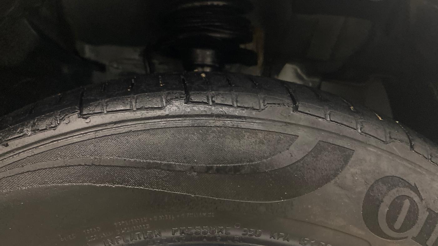 2016 Nissan Micra XL CVT, Petrol, Automatic, 65,676 km, Right Front Tyre Tread