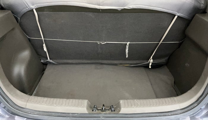 2014 Hyundai i10 MAGNA 1.1, Petrol, Manual, 55,900 km, Boot Inside