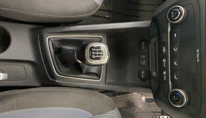 2015 Hyundai i20 Active 1.2 SX, Petrol, Manual, 92,181 km, Gear Lever