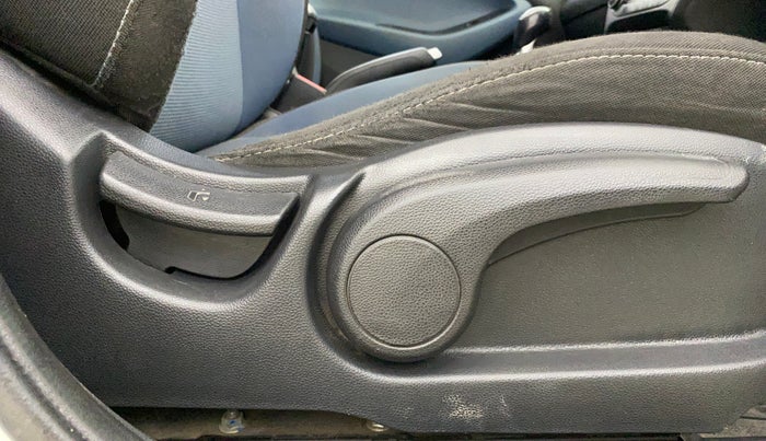 2015 Hyundai i20 Active 1.2 SX, Petrol, Manual, 92,181 km, Driver Side Adjustment Panel