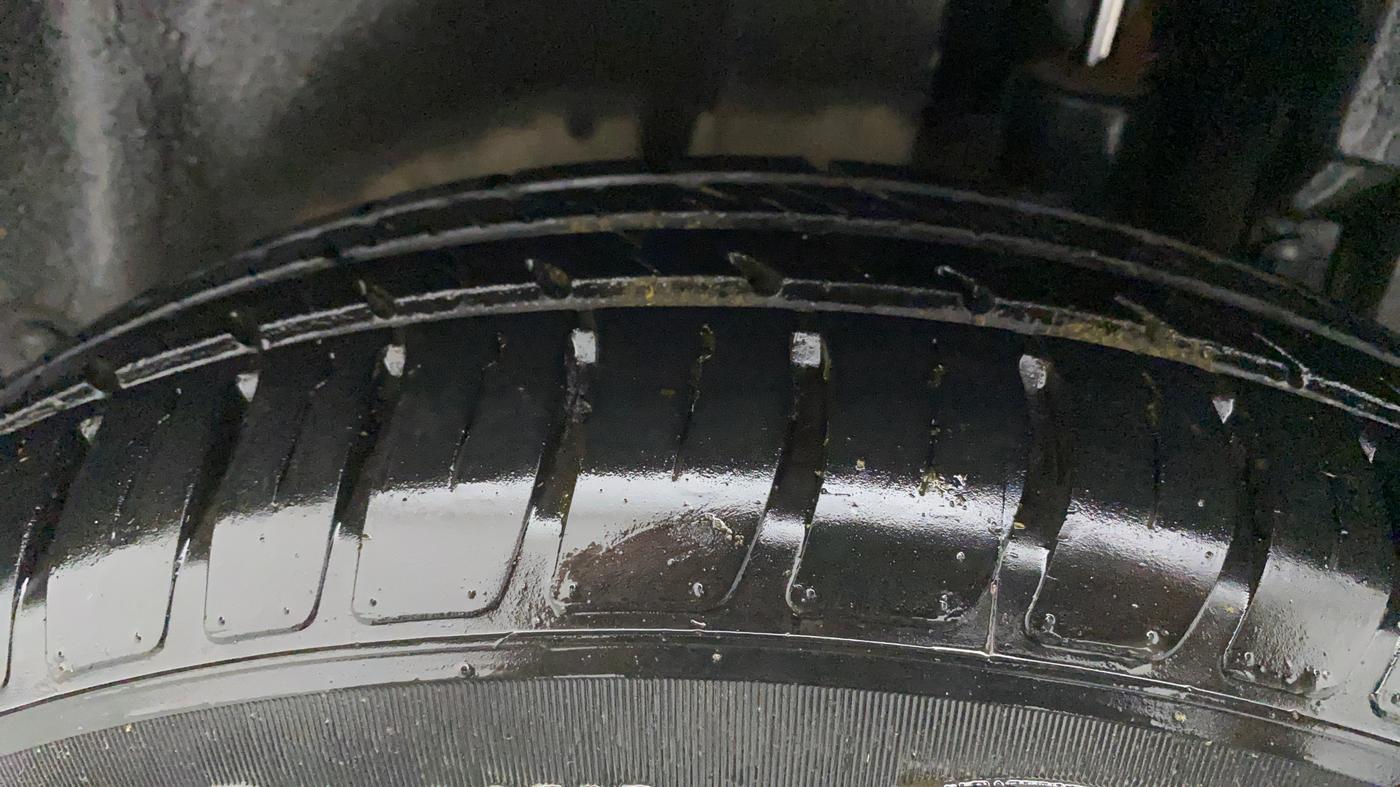 2012 Maruti Swift VXI, Petrol, Manual, 57,806 km, Left Rear Tyre Tread