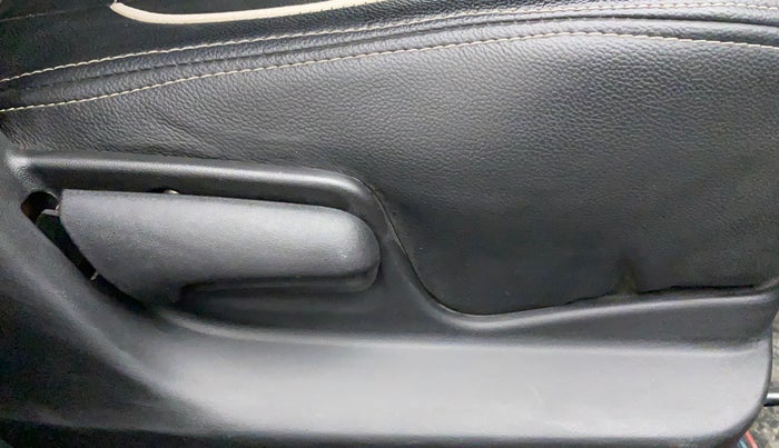 2012 Maruti Swift VXI, Petrol, Manual, 57,806 km, Driver Side Adjustment Panel
