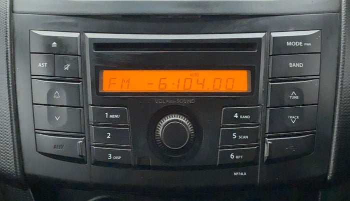 2012 Maruti Swift VXI, Petrol, Manual, 57,806 km, Infotainment System
