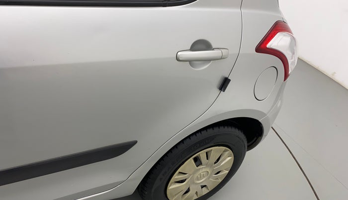 2012 Maruti Swift VXI, Petrol, Manual, 57,806 km, Left quarter panel - Slightly dented