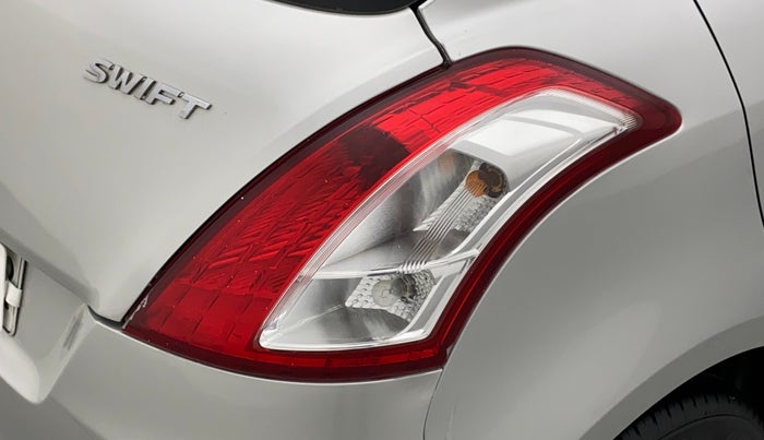 2012 Maruti Swift VXI, Petrol, Manual, 57,806 km, Right tail light - Minor scratches