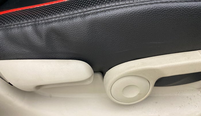 2020 Maruti Celerio ZXI (O), Petrol, Manual, 24,202 km, Driver Side Adjustment Panel