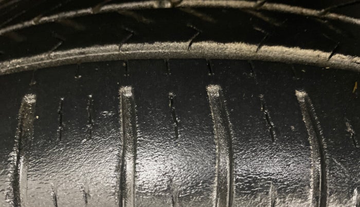 2020 Maruti Celerio ZXI (O), Petrol, Manual, 24,202 km, Left Front Tyre Tread