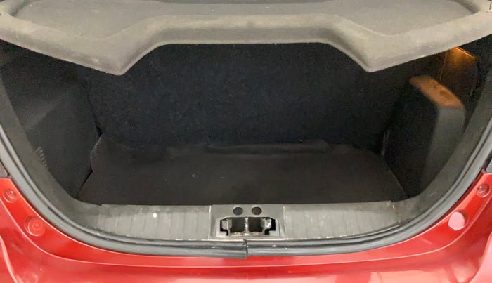 2018 Ford New Figo TREND 1.2 PETROL, Petrol, Manual, 46,071 km, Boot Inside