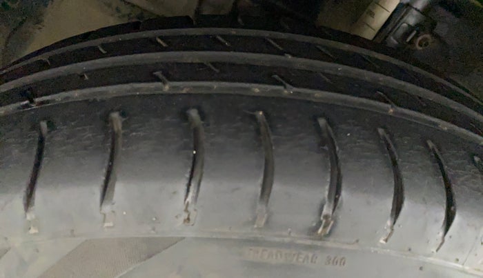 2012 Maruti Swift Dzire LXI, Petrol, Manual, 66,700 km, Left Front Tyre Tread