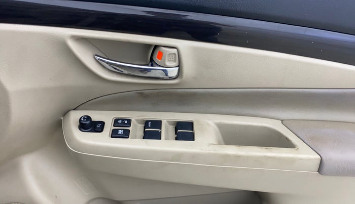 2017 Maruti Ciaz ALPHA 1.4 PETROL, Petrol, Manual, 53,411 km, Driver Side Door Panels Control