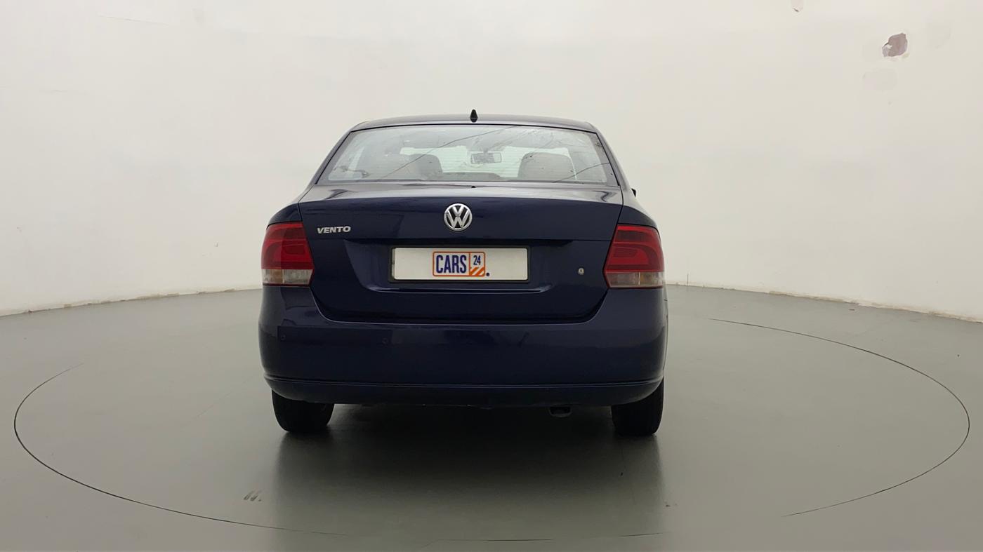 2014 Volkswagen Vento COMFORTLINE 1.6, Petrol, Manual, 41,743 km, Back/Rear