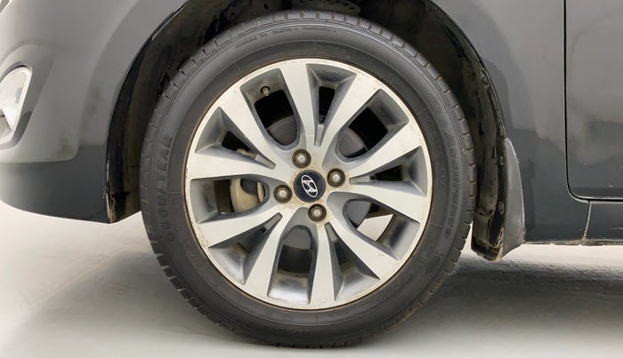 2015 Hyundai Verna FLUIDIC 4S 1.6 VTVT S(O), Petrol, Manual, 27,726 km, Left Front Wheel