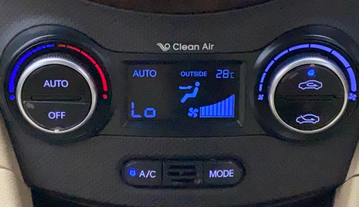 2015 Hyundai Verna FLUIDIC 4S 1.6 VTVT S(O), Petrol, Manual, 27,726 km, Automatic Climate Control