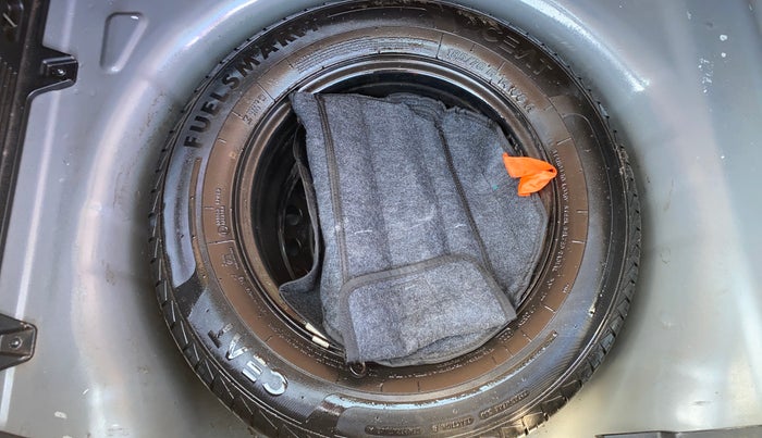 2020 Hyundai NEW I20 MAGNA 1.2 MT, Petrol, Manual, 23,731 km, Spare Tyre