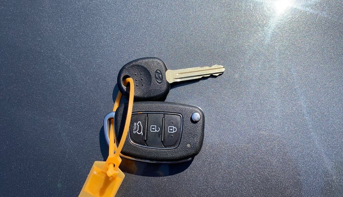 2020 Hyundai NEW I20 MAGNA 1.2 MT, Petrol, Manual, 23,731 km, Key Close Up