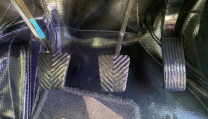 2020 Hyundai NEW I20 MAGNA 1.2 MT, Petrol, Manual, 23,731 km, Pedals