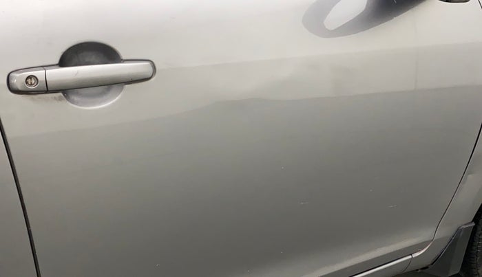 2016 Maruti Swift VXI, Petrol, Manual, 18,293 km, Driver-side door - Slightly dented