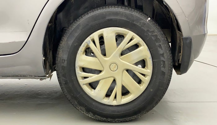 2016 Maruti Swift VXI, Petrol, Manual, 18,293 km, Left Rear Wheel