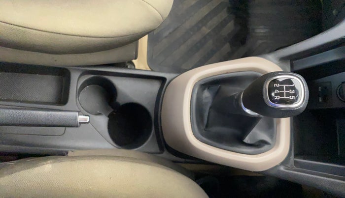 2015 Hyundai Xcent S (O) 1.2, Petrol, Manual, 39,919 km, Gear Lever