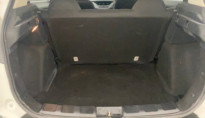 2021 Tata NEXON XM SUNROOF PETROL, Petrol, Manual, 32,181 km, Boot Inside