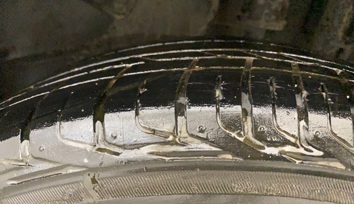 2021 Tata NEXON XM SUNROOF PETROL, Petrol, Manual, 32,181 km, Left Rear Tyre Tread