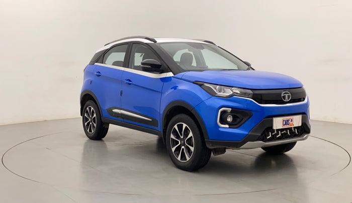 2020 Tata NEXON XZ PLUS (O) PETROL DUAL TONE, Petrol, Manual, 30,382 km, Right Front Diagonal