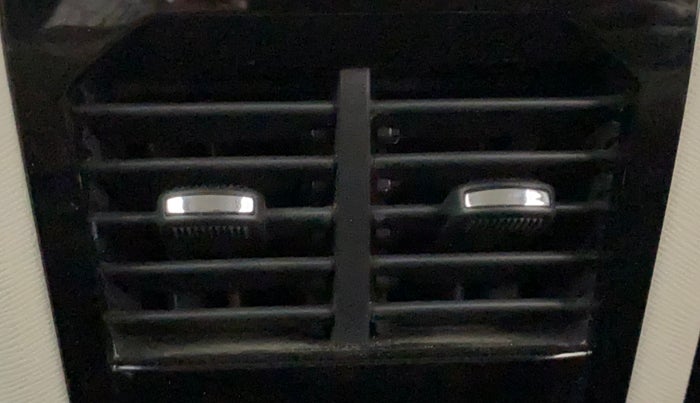 2020 Tata NEXON XZ PLUS (O) PETROL DUAL TONE, Petrol, Manual, 30,382 km, Rear AC Vents
