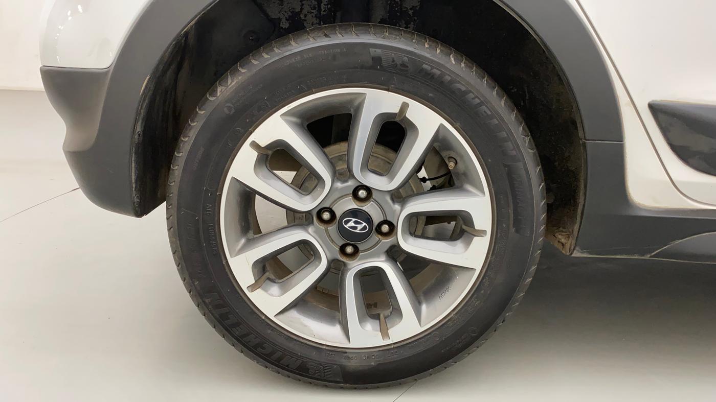 2015 Hyundai i20 Active 1.2 S, Petrol, Manual, 66,808 km, Right Rear Wheel