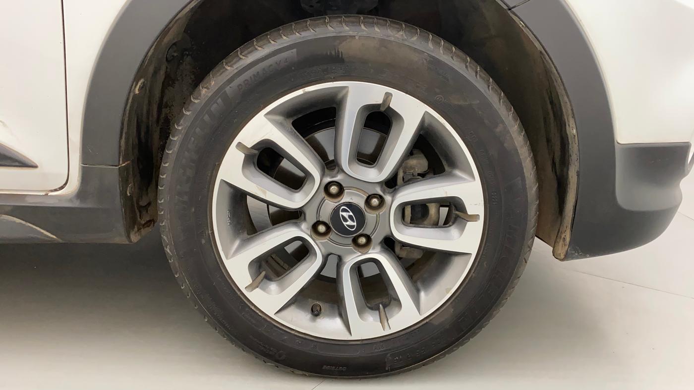 2015 Hyundai i20 Active 1.2 S, Petrol, Manual, 66,808 km, Right Front Wheel
