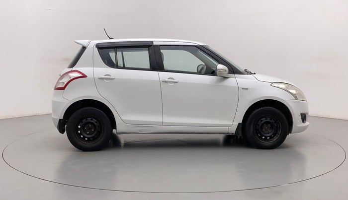 2013 Maruti Swift VDI, Diesel, Manual, 1,20,157 km, Right Side View