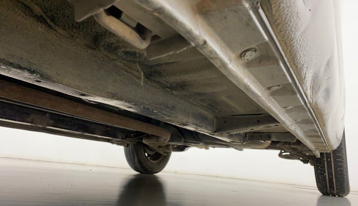 2013 Maruti Swift VDI, Diesel, Manual, 1,20,157 km, Right Side Underbody