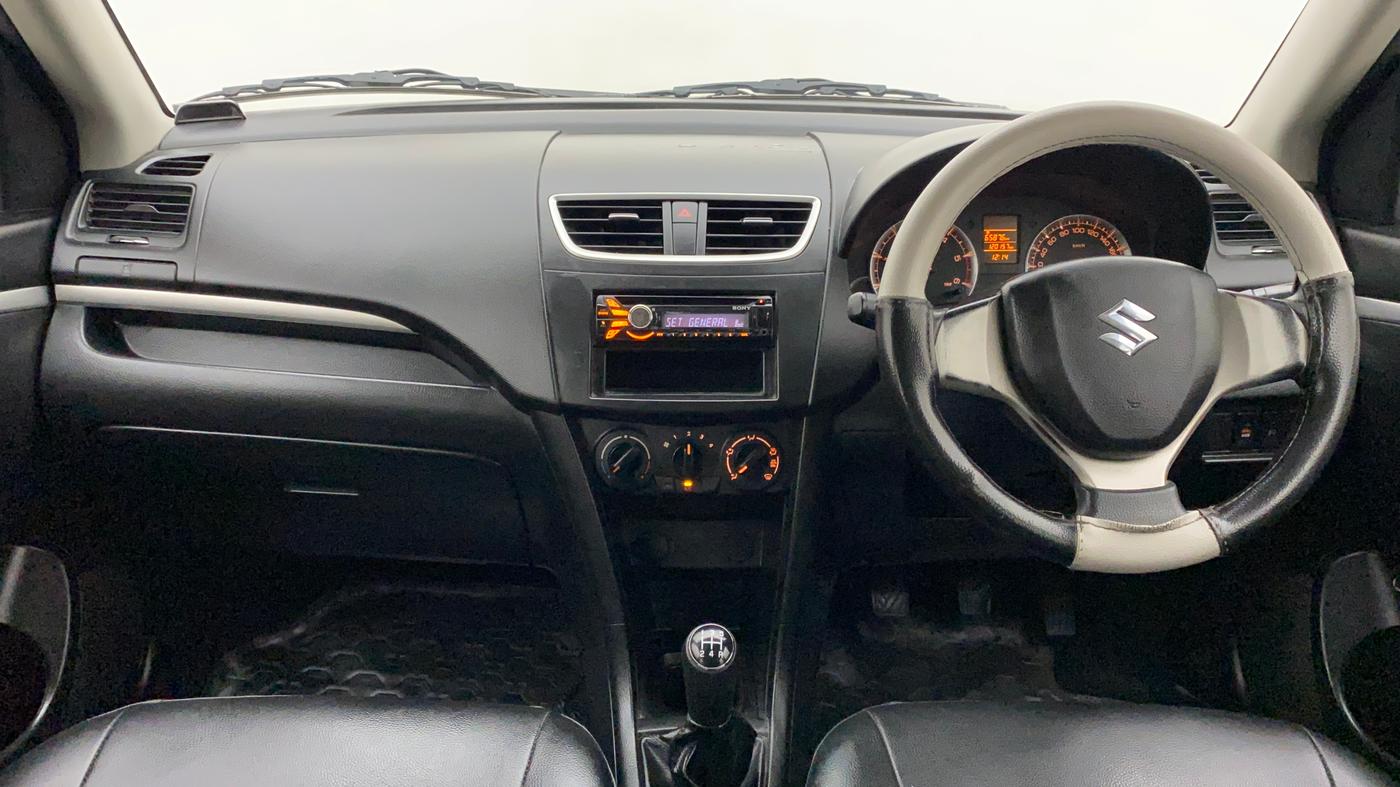 2013 Maruti Swift VDI, Diesel, Manual, 1,20,157 km, Dashboard