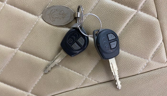 2018 Maruti Dzire VXI, Petrol, Manual, 45,389 km, Key Close Up