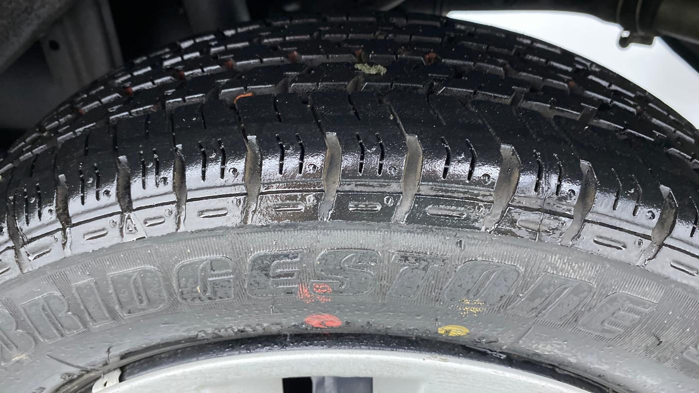 2017 Maruti Alto K10 VXI P, Petrol, Manual, 18,382 km, Left Rear Tyre Tread