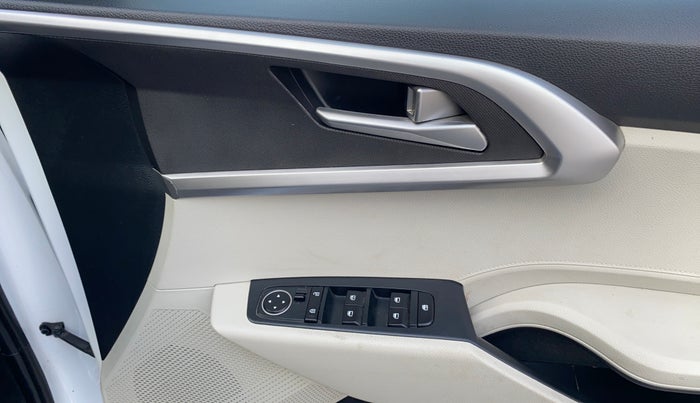 2024 KIA CARENS PRESTIGE 1.5 PETROL 7 STR, Petrol, Manual, 12,906 km, Driver Side Door Panels Control