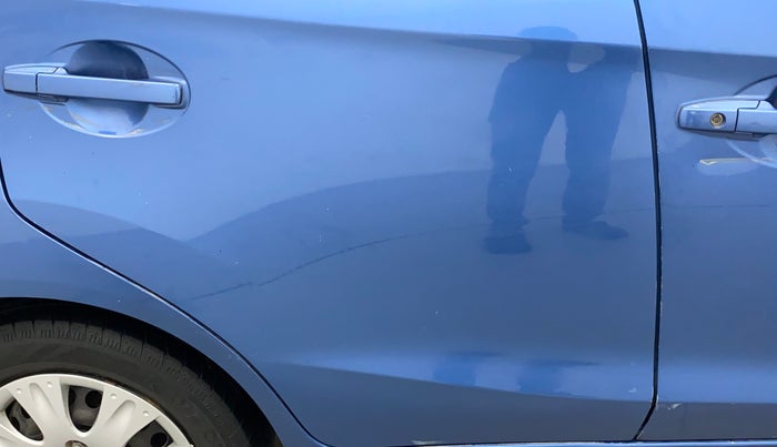 2015 Honda Brio S MT, Petrol, Manual, 49,972 km, Right rear door - Minor scratches