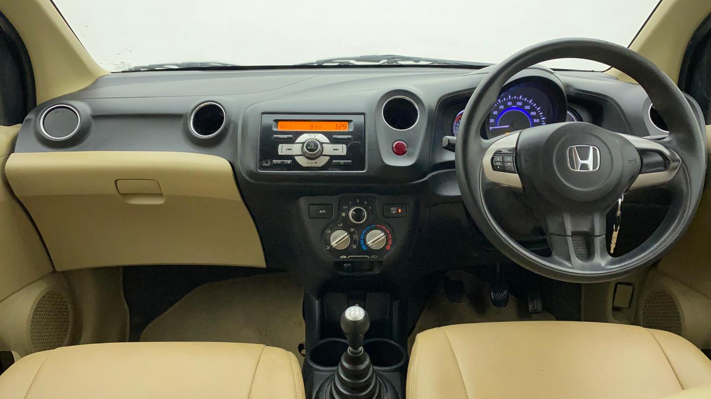2015 Honda Brio S MT, Petrol, Manual, 49,972 km, Dashboard