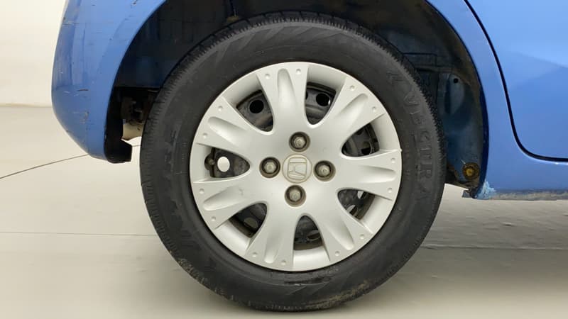 2015 Honda Brio S MT, Petrol, Manual, 49,972 km, Right Rear Wheel