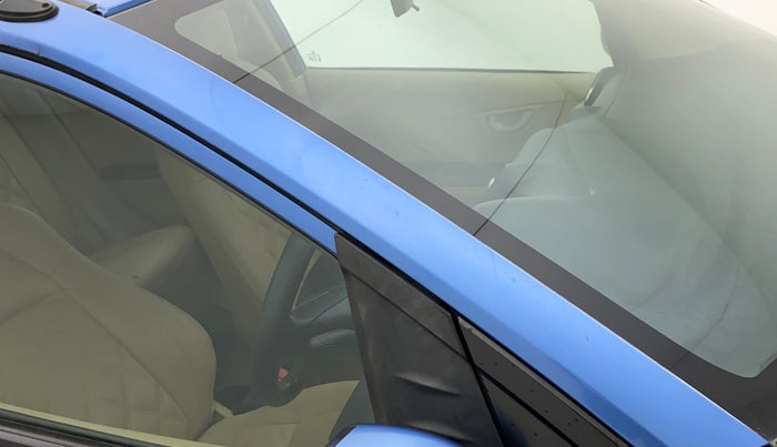 2015 Honda Brio S MT, Petrol, Manual, 49,972 km, Right A pillar - Slightly dented